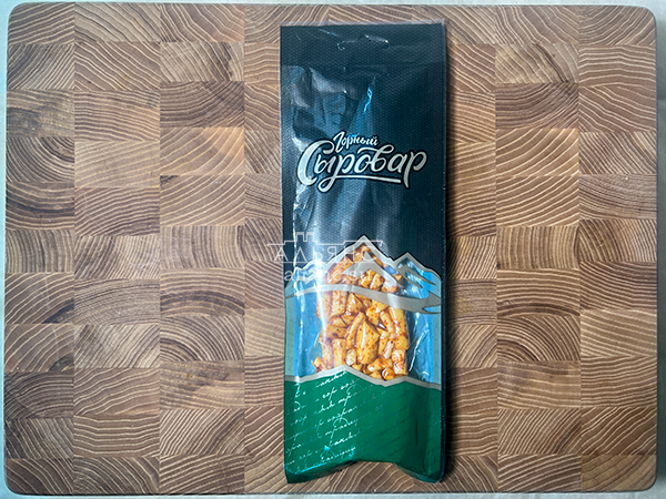 Сыр 60 гр ГОРНЫЙ СЫРОВАР (Бочонок копчёный с аджикой) в Тольятти