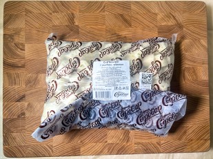 Сыр 1 кг ГОРНЫЙ СЫРОВАР (Нити копчёные): Сыр 1 кг ГОРНЫЙ СЫРОВАР (Бочонок с укропом и чесноком)